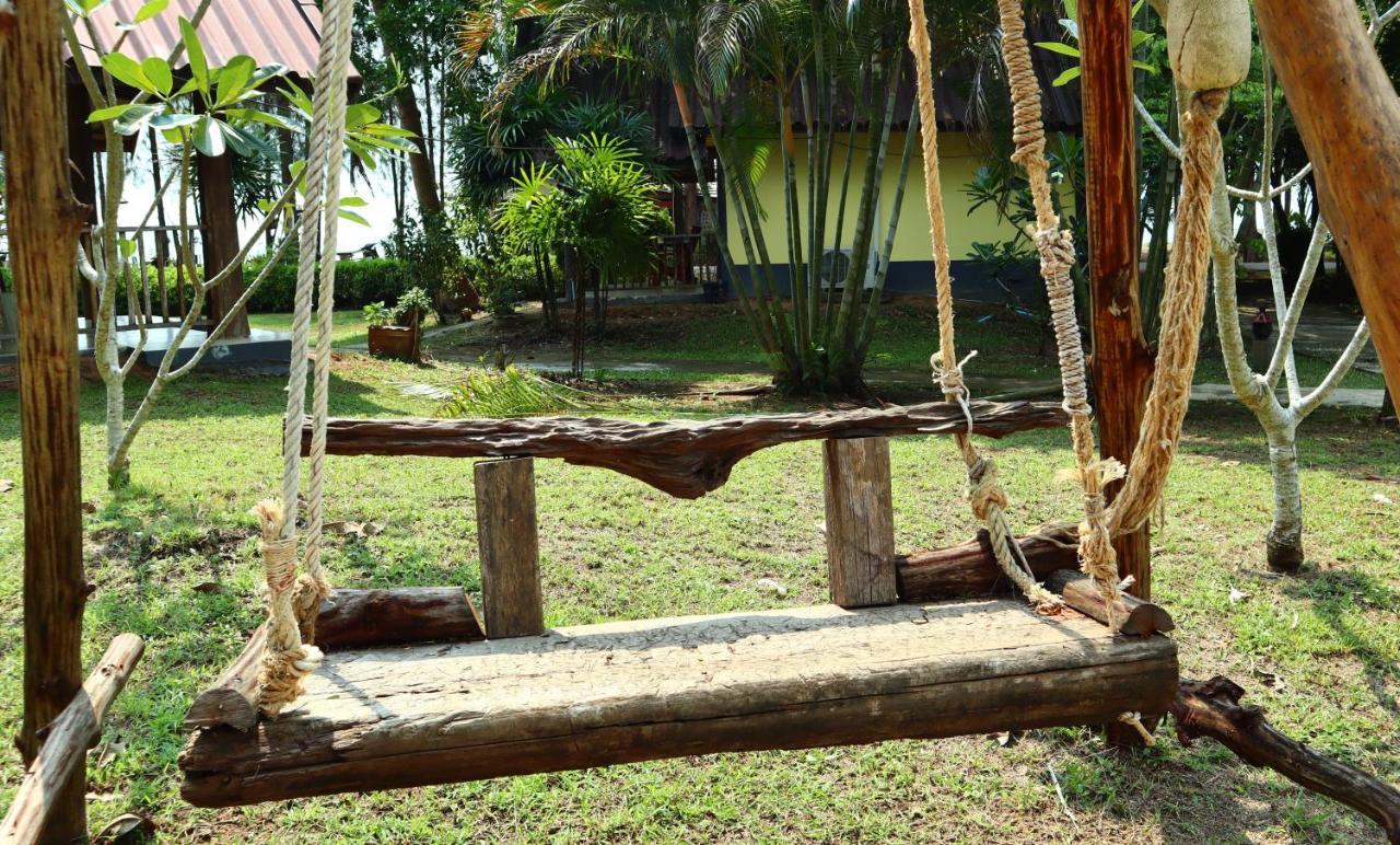 Koh Yao Noi Beach Resort Exterior photo